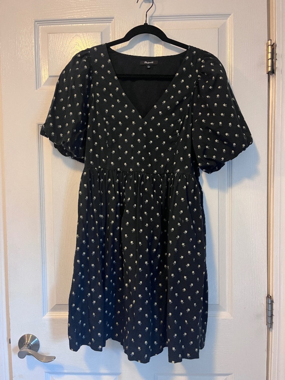 Madewell black and white flowered mini dress -  Small